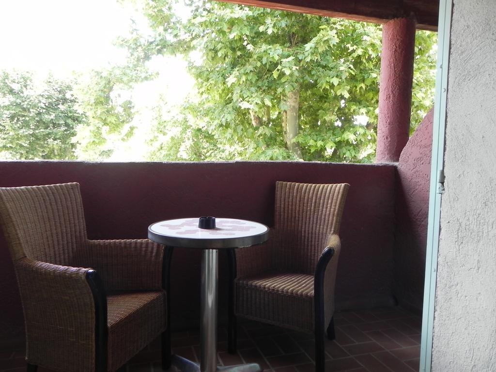 Hotel Aurelia Les Arcs-sur-Argens Ruang foto