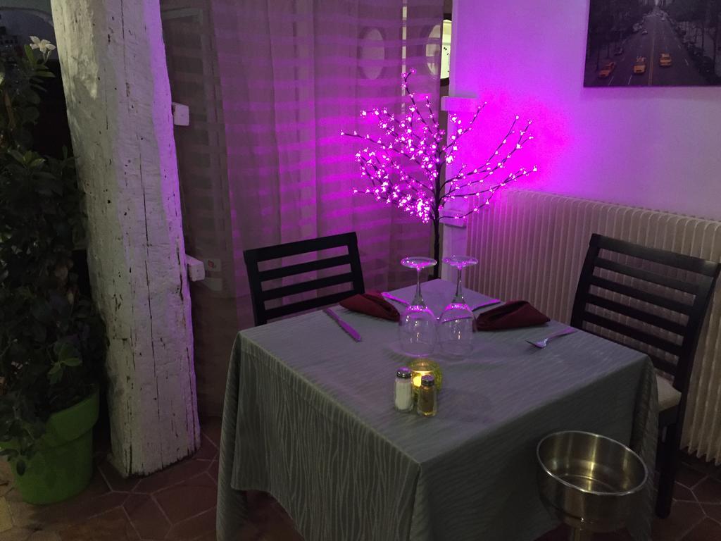 Hotel Aurelia Les Arcs-sur-Argens Bagian luar foto