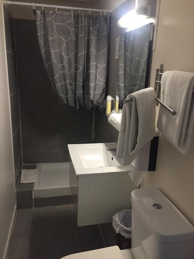 Hotel Aurelia Les Arcs-sur-Argens Bagian luar foto